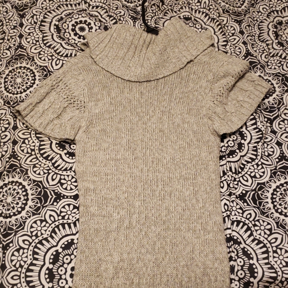 Sweater - Picture 2 of 2